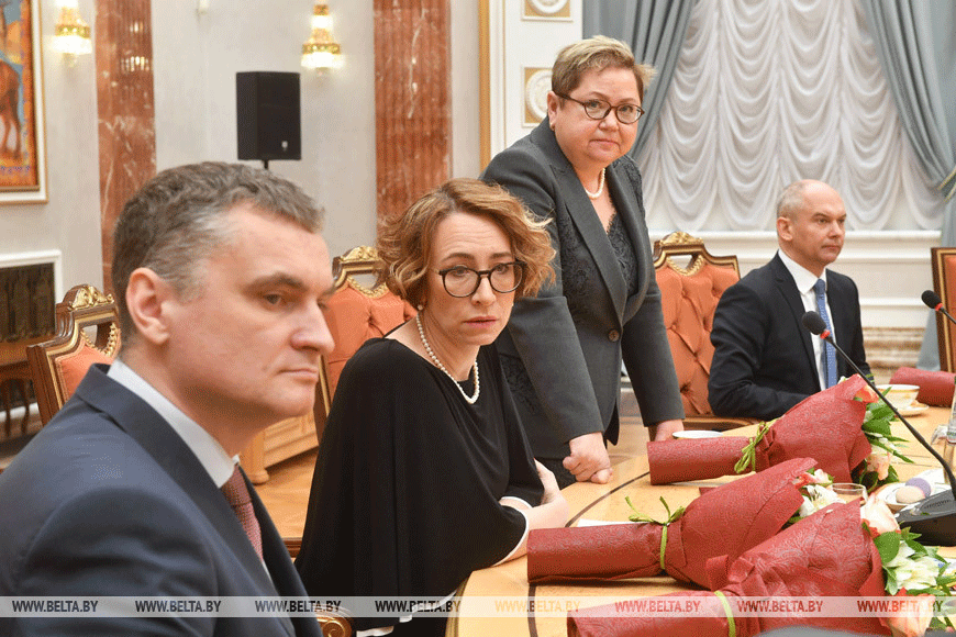 torzhestvennoe vruchenie diplomov 2