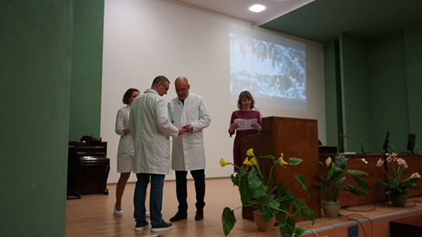 pozdravlenie kollektiva s dnem belorusskoj nauki 2