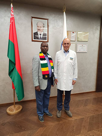 vizit chrezvychajnogo i polnomochnogo posla respubliki zimbabve v rnpts omr im n n aleksandrova 03
