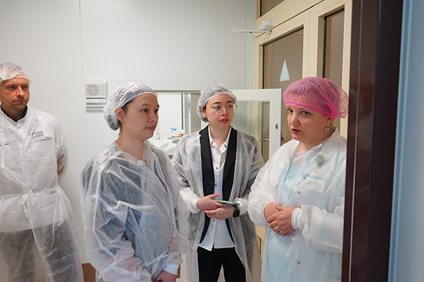 vizit delegatsii chzhetszyanskogo universiteta 15