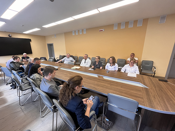 zhurnalisty soyuznykh smi v ramkakh press tura posetili rnpts omr im n n aleksandrova 1