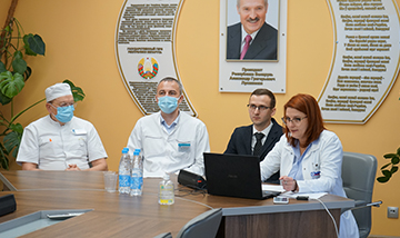 Sovet Glavnykh Vrachej Onkologov S Uchastiem Otvetstvennykh Lits Po Organizatsii Diagnostiki I Lecheniya Patsientov V Ramkakh Realizatsii Programmy Tetsentrik 0