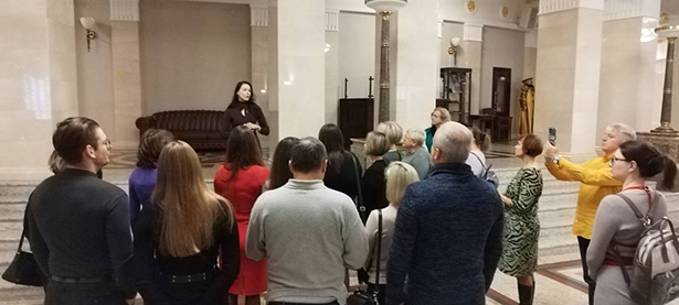 posetili zakulisnuyu ekskursiyu v bolshoj teatr belarusi 1